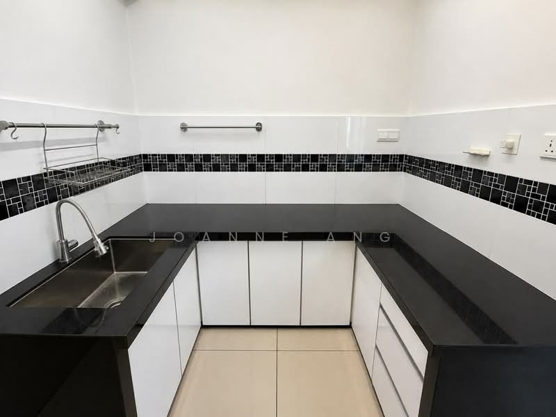 Kondominium untuk Dijual di SeventyNine Residence (79 Residence) - Joanne Ang - Kitchen - PropertyGuru.com.my