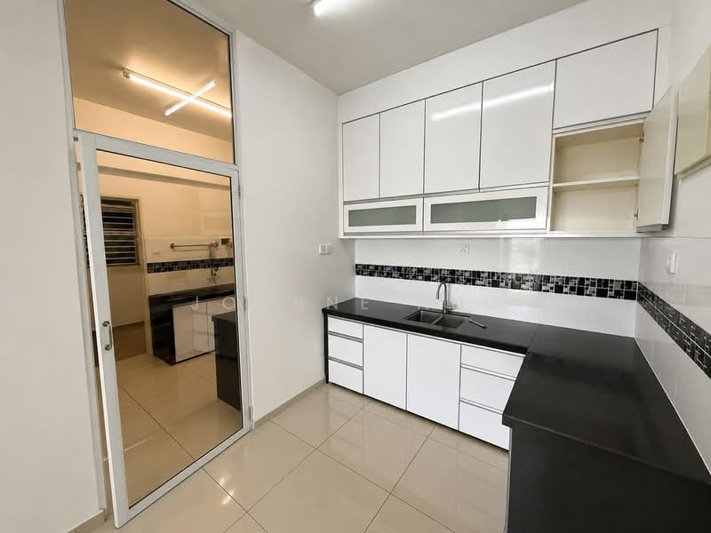 Kondominium untuk Dijual di SeventyNine Residence (79 Residence) - Joanne Ang - Kitchen - PropertyGuru.com.my