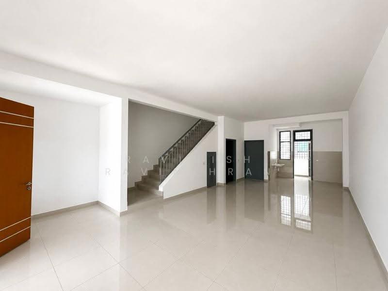 Rumah Teres 2-Tingkat untuk Dijual di Bandar Baru Permas Jaya (Permas Jaya) - Ravinish Ravinthran - Living Room - PropertyGuru.com.my