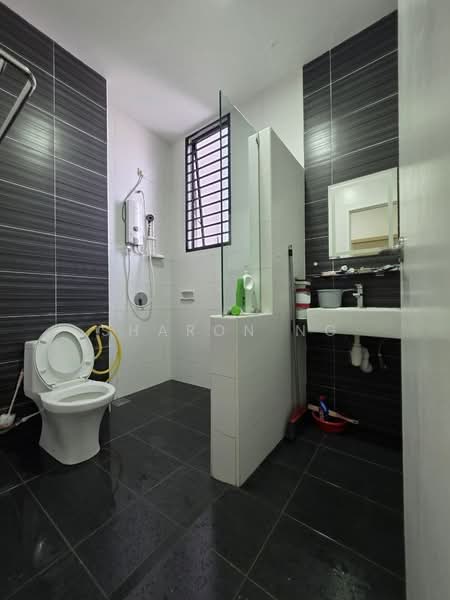 Cluster House for Sale in Bukit Indah (Iskandar Puteri (Nusajaya)) - Sharon Ng - Bathroom - PropertyGuru.com.my