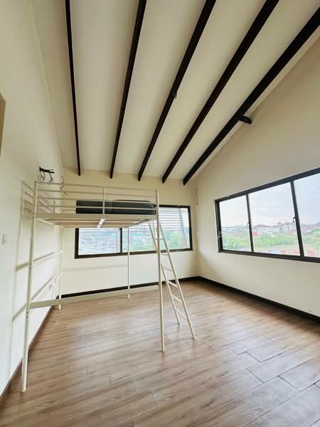 Bungalow House for Sale in Bandar Bukit Mahkota (Bangi) - Amirun Kinanah - Bedroom - PropertyGuru.com.my