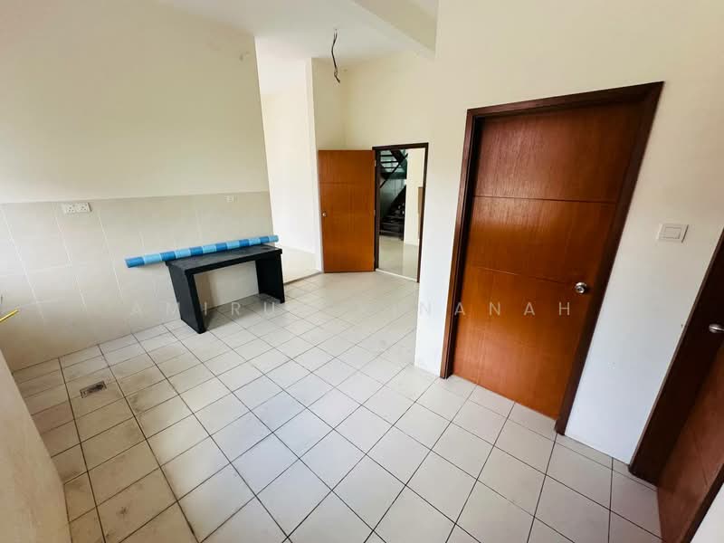 Bungalow House for Sale in Bandar Bukit Mahkota (Bangi) - Amirun Kinanah - Interior - PropertyGuru.com.my