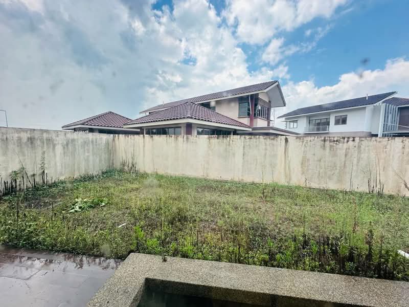 Bungalow House for Sale in Bandar Bukit Mahkota (Bangi) - Amirun Kinanah - Exterior - PropertyGuru.com.my