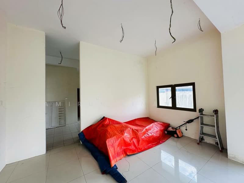 Bungalow House for Sale in Bandar Bukit Mahkota (Bangi) - Amirun Kinanah - Interior - PropertyGuru.com.my