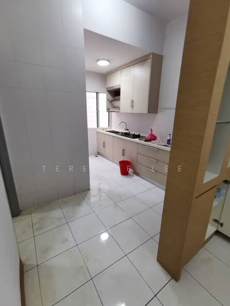 Townhouse for Sale in Bandar Saujana Putra (Tanjong Duabelas) - Terence Lee - Kitchen - PropertyGuru.com.my