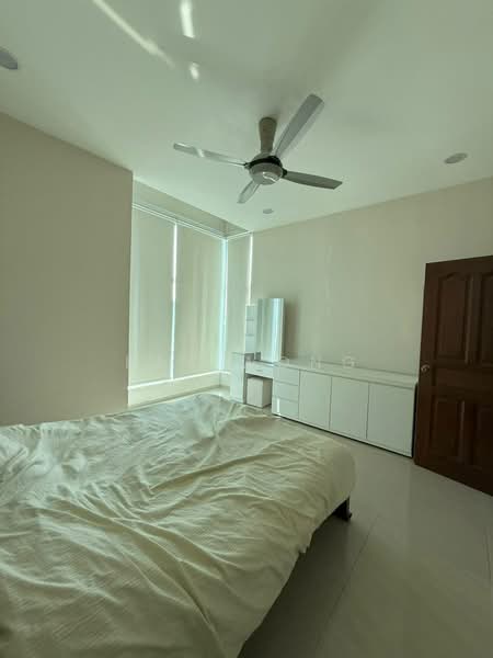 Pangsapuri untuk Dijual di Perling Apartment - Ray Wong - Bedroom - PropertyGuru.com.my