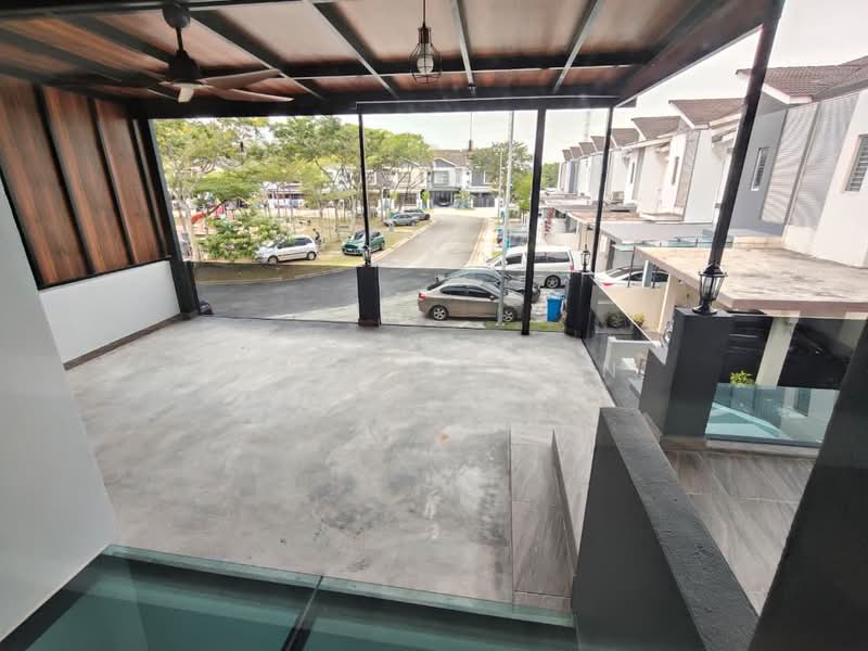 2-storey Terraced House for Sale in Alam Impian (Shah Alam) - Shirley Tan - Balcony - PropertyGuru.com.my