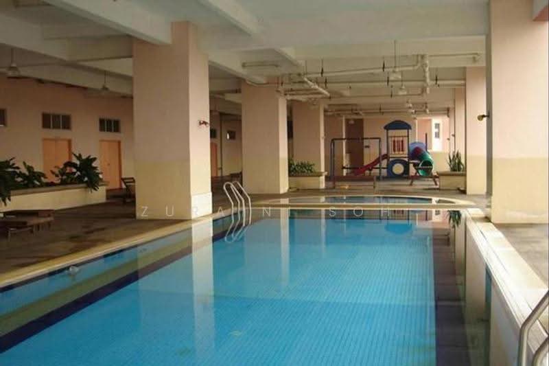 Kediaman Servis untuk Dijual di Brunsfield Riverview - Zuraini Soh - Pool - PropertyGuru.com.my