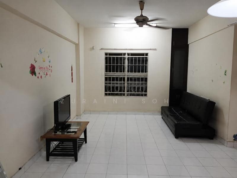 Kediaman Servis untuk Dijual di Brunsfield Riverview - Zuraini Soh - Living Room - PropertyGuru.com.my