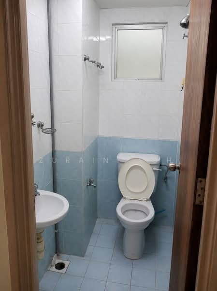 Kediaman Servis untuk Dijual di Brunsfield Riverview - Zuraini Soh - Bathroom - PropertyGuru.com.my