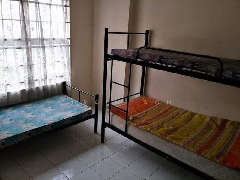 Kediaman Servis untuk Dijual di Brunsfield Riverview - Zuraini Soh - Bedroom - PropertyGuru.com.my