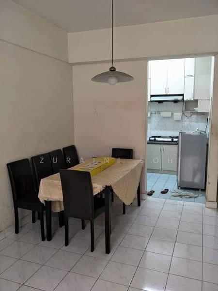 Kediaman Servis untuk Dijual di Brunsfield Riverview - Zuraini Soh - Dining Room - PropertyGuru.com.my