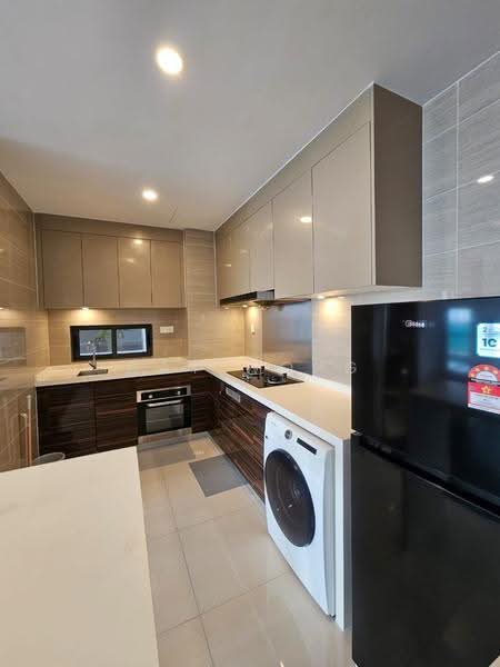 Condominium for Sale at R&F Princess Cove Phase 2-Seine Region - Ray Wong - Kitchen - PropertyGuru.com.my