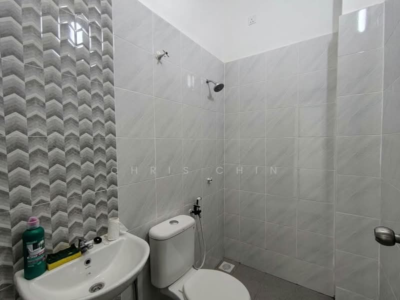 Rumah Teres untuk Disewa di Ipoh (Perak) - Chris Chin - Bathroom - PropertyGuru.com.my