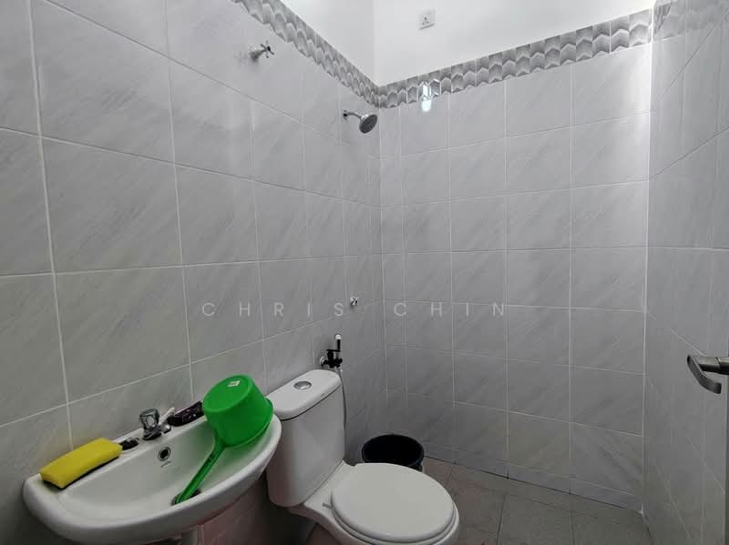 Rumah Teres untuk Disewa di Ipoh (Perak) - Chris Chin - Bathroom - PropertyGuru.com.my