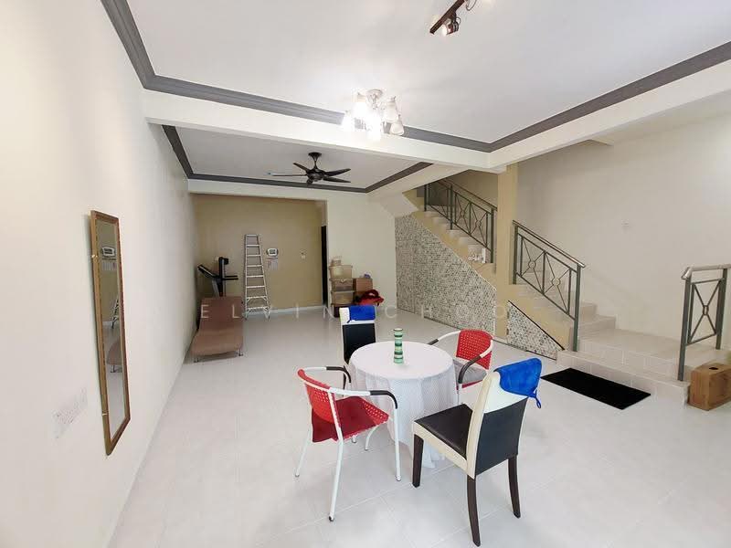 Rumah Teres 2-Tingkat untuk Dijual di Taman Impian Indah (Bukit Mertajam) - Elvin Choo - Living Room - PropertyGuru.com.my