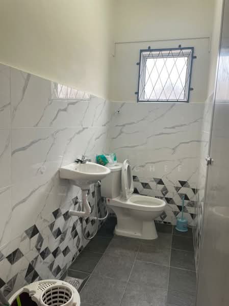 Rumah Teres 2-Tingkat untuk Dijual di Ipoh (Perak) - Daniel Chee - Bathroom - PropertyGuru.com.my