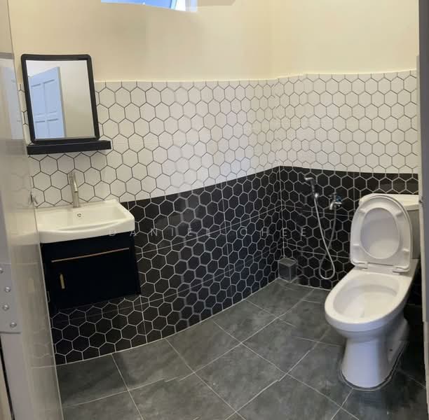 Rumah Teres 2-Tingkat untuk Dijual di Ipoh (Perak) - Daniel Chee - Bathroom - PropertyGuru.com.my