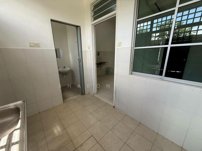2-storey Terraced House for Sale in Taman Nusa Sentral (Iskandar Puteri (Nusajaya)) - Sharon Ng - Bathroom - PropertyGuru.com.my