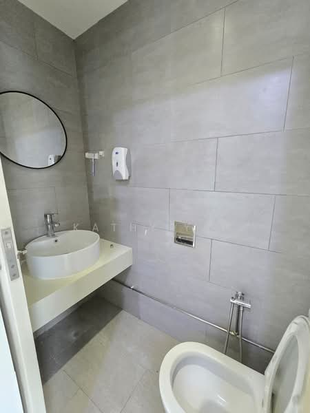Kediaman Servis untuk Disewa di Arte Mont Kiara - Kathy Yap - Bathroom - PropertyGuru.com.my