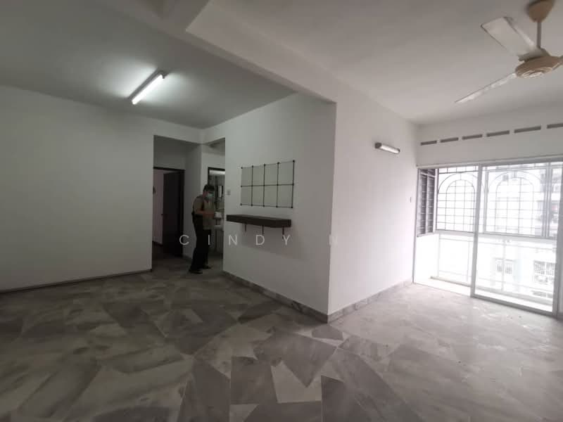 Apartment for Sale at Subang Perdana Goodyear Court 6 - Cindy Ng - Living Room - PropertyGuru.com.my