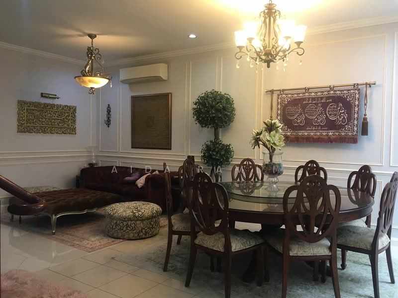 2-storey Terraced House for Sale in Bukit Jelutong (Shah Alam) - Aida Ramli - Dining Room - PropertyGuru.com.my