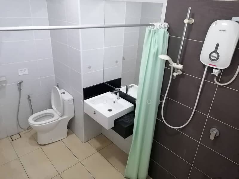 Kondominium untuk Dijual di Berjaya Condominium - Gyson Goh - Bathroom - PropertyGuru.com.my