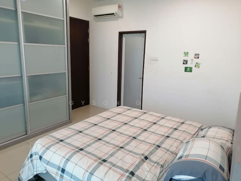Kondominium untuk Dijual di Berjaya Condominium - Gyson Goh - Bedroom - PropertyGuru.com.my