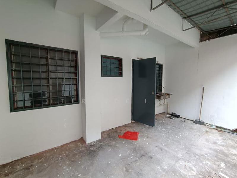 2-storey Terraced House for Sale in Bandar Saujana Putra (Tanjong Duabelas) - Terence Lee - Interior - PropertyGuru.com.my