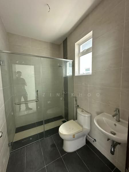 Rumah Berkembar untuk Dijual di Taman Tasek (Ipoh) - Qazin Khoo - Bathroom - PropertyGuru.com.my