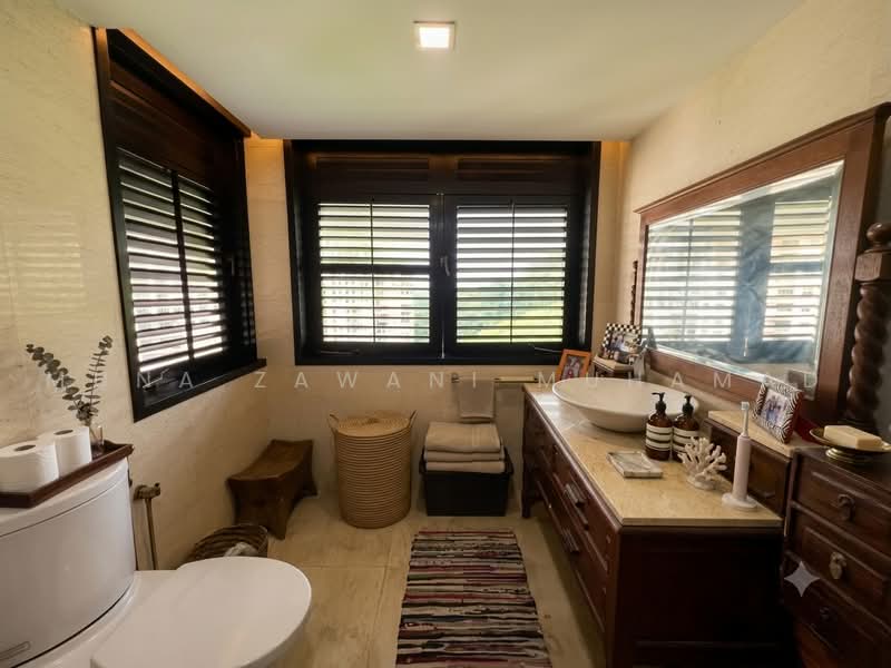 Kondominium untuk Dijual di Armanee Terrace - Muna Zawani Muhamad - Bathroom - PropertyGuru.com.my