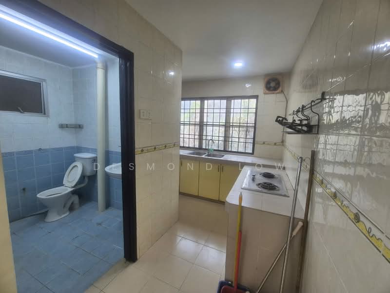 Rumah Teres 2-Tingkat untuk Disewa di Bandar Mahkota Cheras (Cheras) - Desmond Low - Kitchen - PropertyGuru.com.my