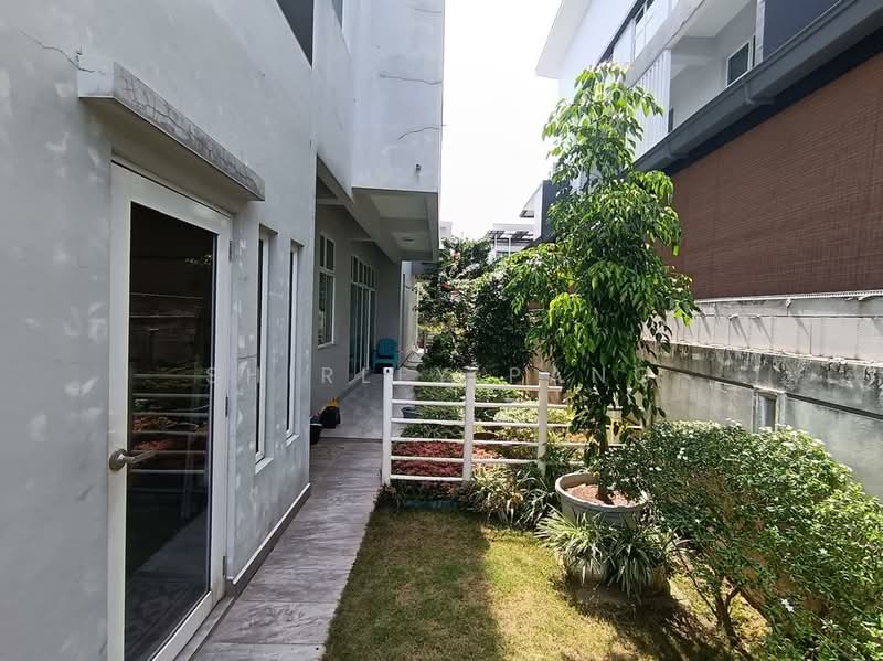 Semi-Detached House for Sale in Taman Mutiara Mas (Skudai) - Shirley Pang - Exterior - PropertyGuru.com.my
