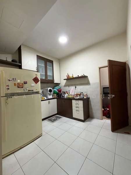 Rumah Berkembar untuk Dijual di Taman Gaya (Ulu Tiram) - Catherine Ong - Kitchen - PropertyGuru.com.my