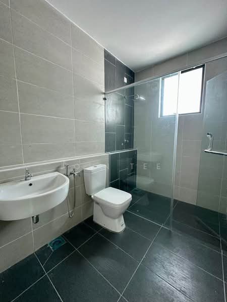 Rumah Teres 2-Tingkat untuk Dijual di Taman Andalas Jaya (Klang) - John Tee - Bathroom - PropertyGuru.com.my