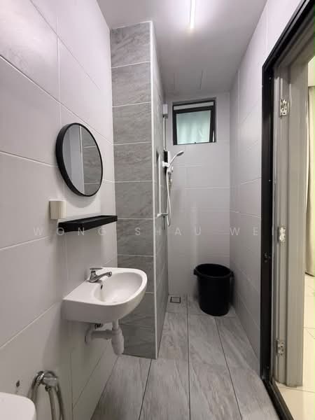 Kondominium untuk Disewa di KSL Residence 2 @ Kangkar Tebrau - Wong Shau Wei - Bathroom - PropertyGuru.com.my