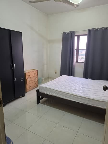 Pangsapuri untuk Disewa di Pelangi Utama - Joanne Cheng - Bedroom - PropertyGuru.com.my