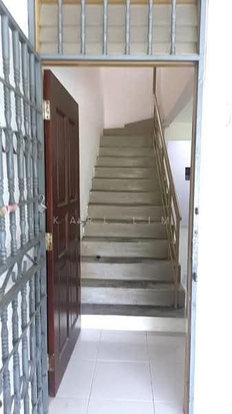 Rumah Teres 2-Tingkat untuk Dijual di Taman Johor Jaya (Johor Bahru) - Karl Lim - Entrance - PropertyGuru.com.my