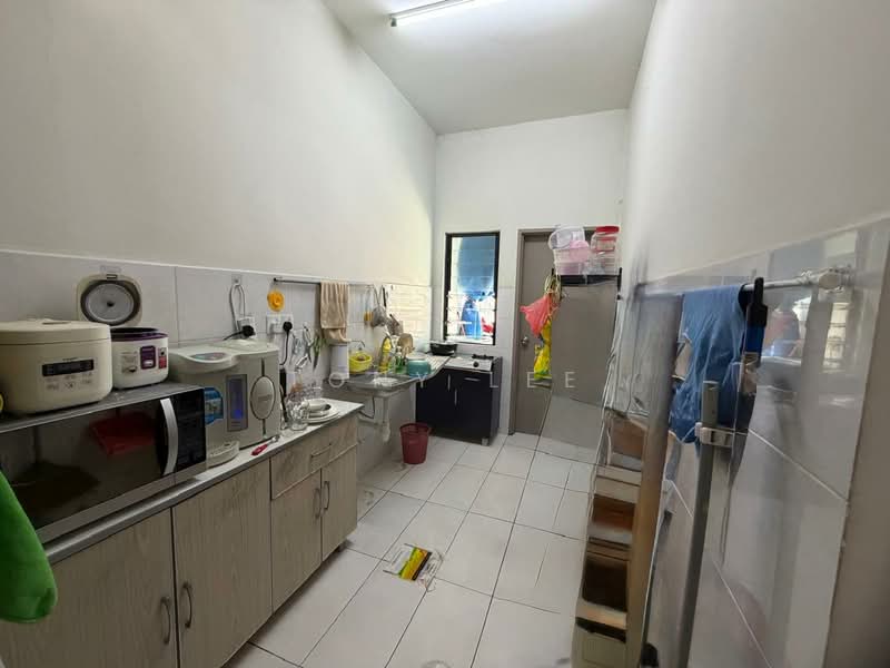 Townhouse for Rent in Taman Putra Perdana (Puchong) - Tony Lee - Kitchen - PropertyGuru.com.my