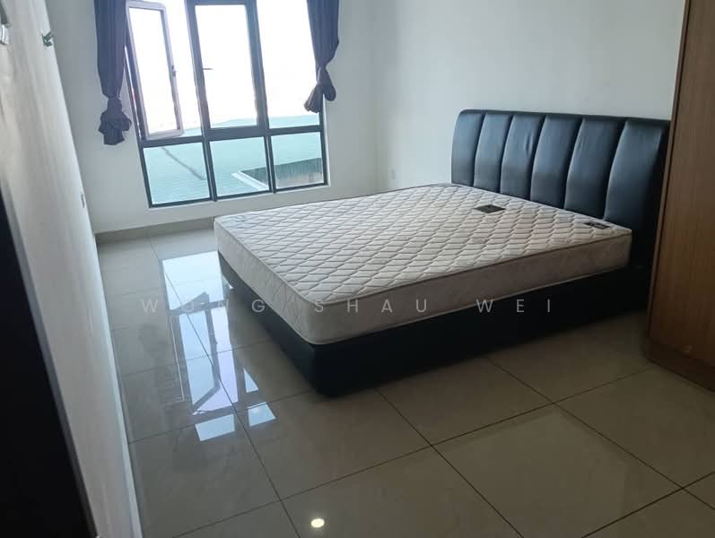 Kediaman Servis untuk Disewa di D'Secret Garden (Pangsapuri Kempas Indah) - Wong Shau Wei - Bedroom - PropertyGuru.com.my