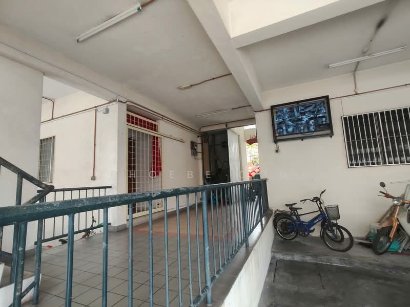 Flat for Sale at Taman Panchor - Phoebe Oon - Corridor - PropertyGuru.com.my