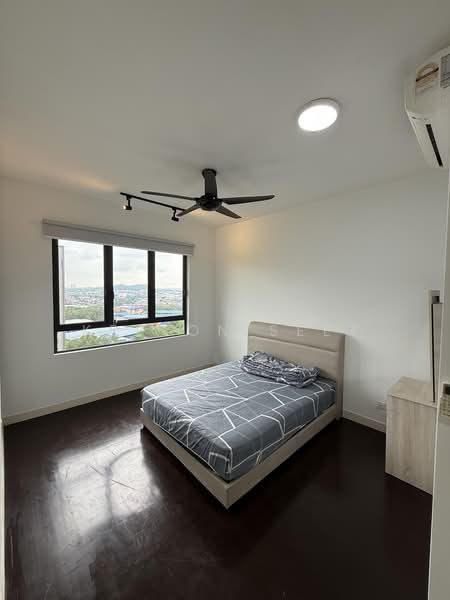 Kondominium untuk Dijual di Windows on The Park - Kelton Seet - Bedroom - PropertyGuru.com.my