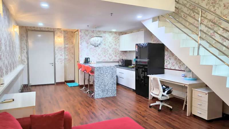 Service Residence for Sale at De Centrum Residences - WAYNE SHENG - Kitchen - PropertyGuru.com.my