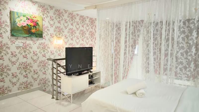 Service Residence for Sale at De Centrum Residences - WAYNE SHENG - Bedroom - PropertyGuru.com.my