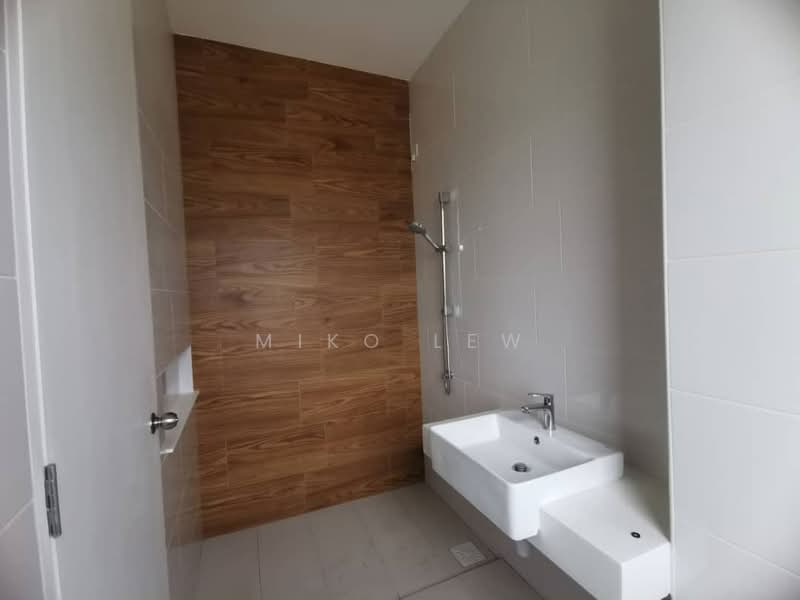 Rumah Teres 2-Tingkat untuk Dijual di Beranang (Selangor) - Miko Lew - Bathroom - PropertyGuru.com.my