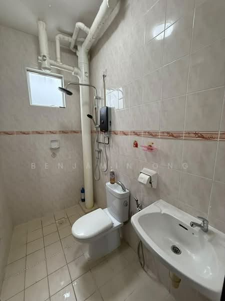 Apartment for Sale at Sri Akasia - Benjamin Ong - Bathroom - PropertyGuru.com.my