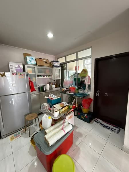 Apartment for Sale at Sri Akasia - Benjamin Ong - Kitchen - PropertyGuru.com.my