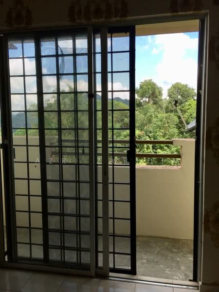 Apartment for Sale at Apartment Sri Hijauan - Azri Zabidin - Balcony - PropertyGuru.com.my