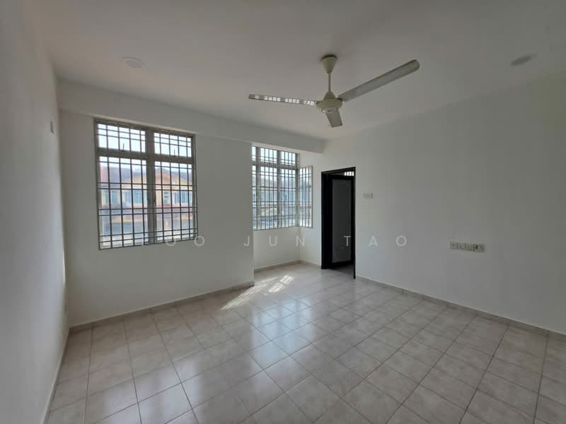 2-storey Terraced House for Sale in Austin Perdana (Tebrau) - Foo Jun Tao - PropertyGuru.com.my