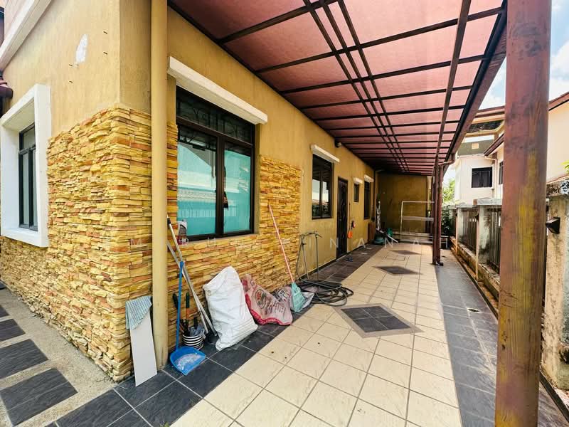 Rumah Berkembar untuk Dijual di Puncak Bangi (Bandar Baru Bangi) - Amirun Kinanah - Exterior - PropertyGuru.com.my